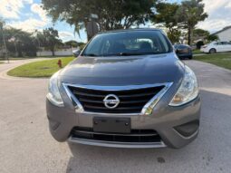 
										Nissan Versa full									